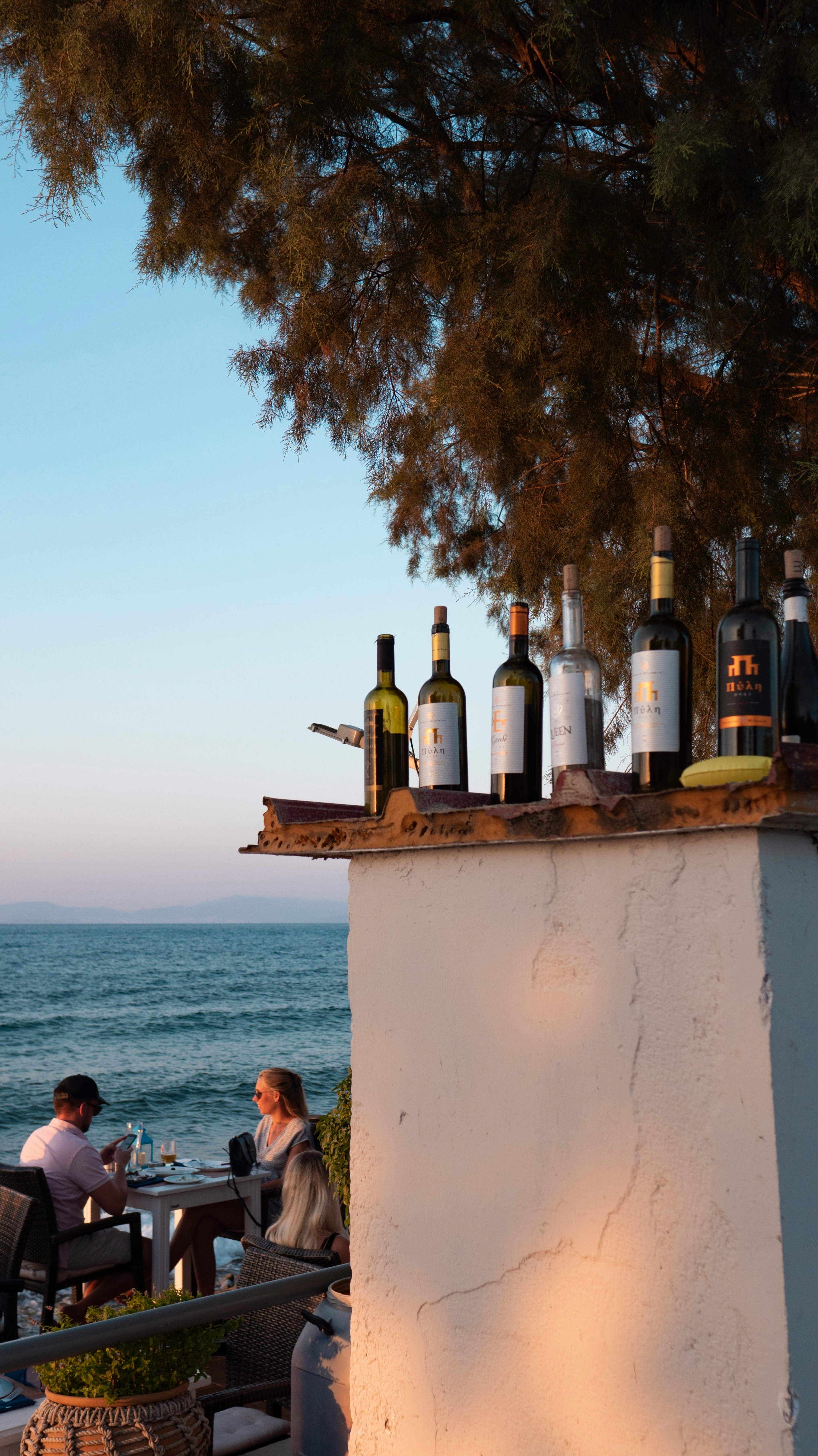 Cozy breakfast club interior